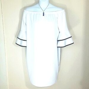 Urban Rose White Off Shoulder Dress 2X Resortwear 3/4 Bell Sleeve Black Trim EUC